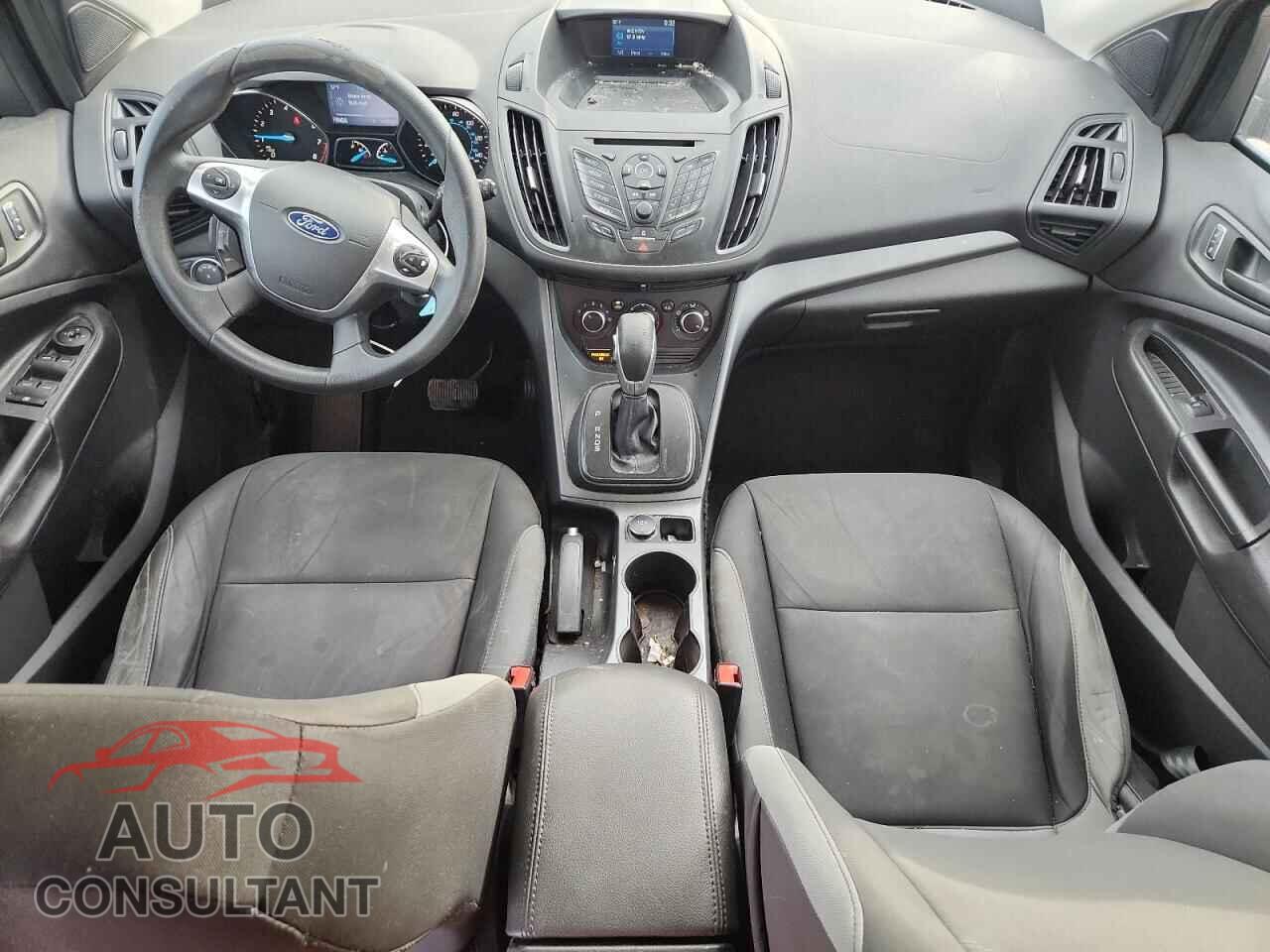 FORD ESCAPE 2015 - 1FMCU0F73FUB81002