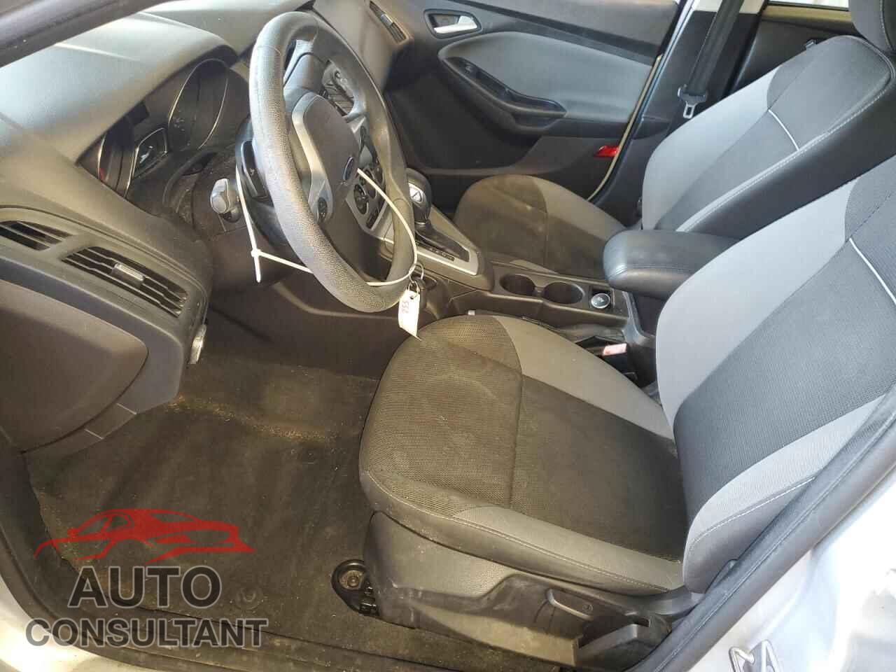 FORD FOCUS 2013 - 1FADP3F29DL323903