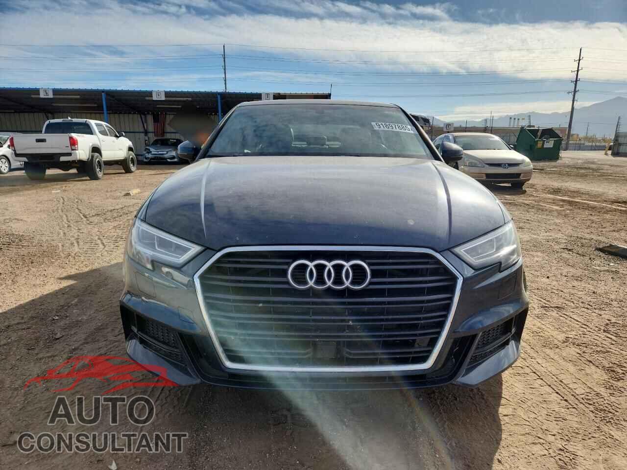 AUDI A3 2019 - WAUGUGFF9K1011838