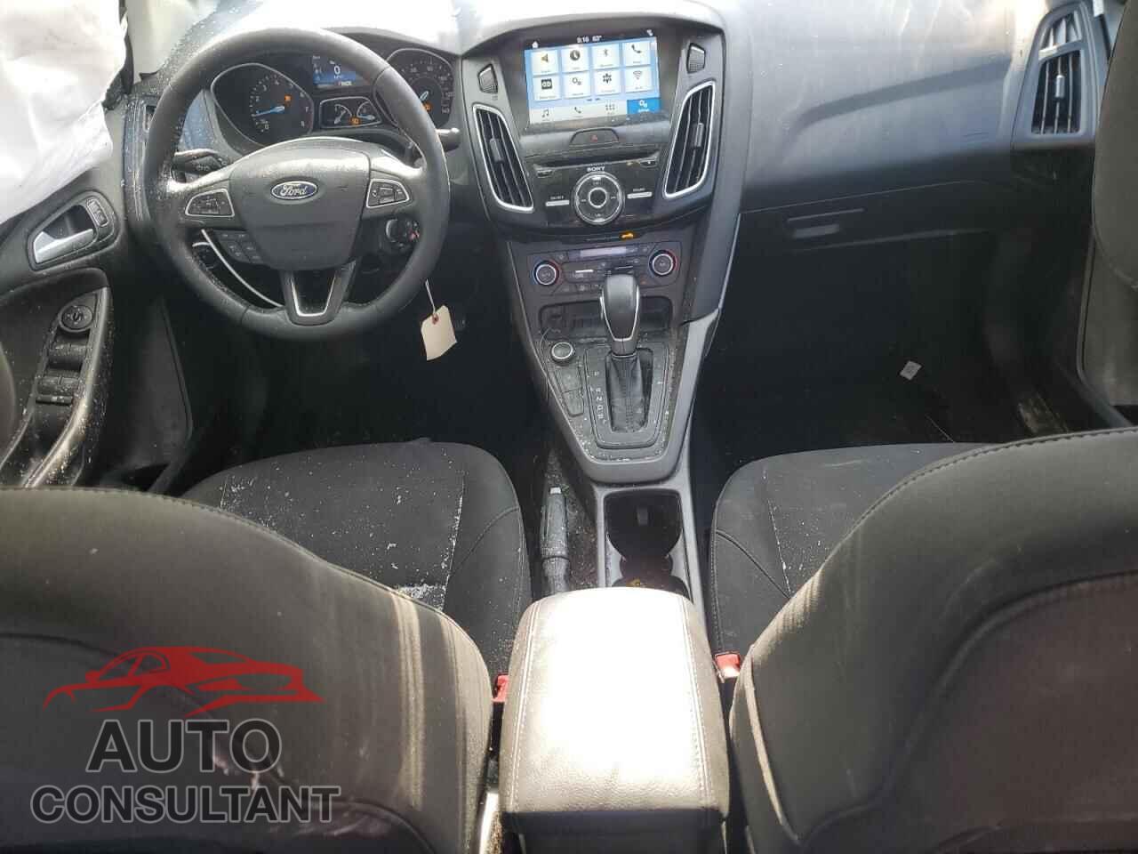 FORD FOCUS 2017 - 1FADP3H22HL282730