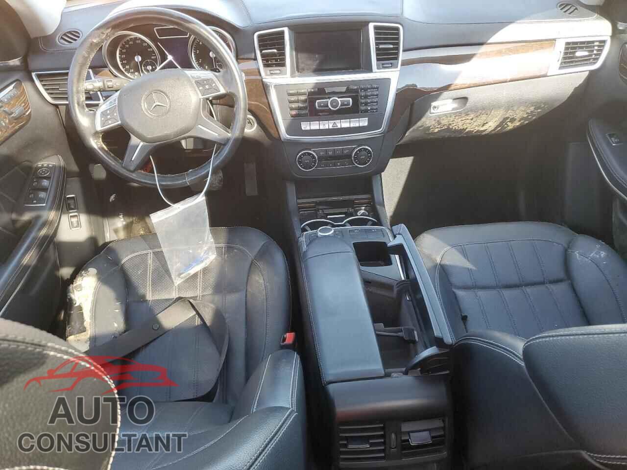 MERCEDES-BENZ GL-CLASS 2013 - 4JGDF7CE2DA246771
