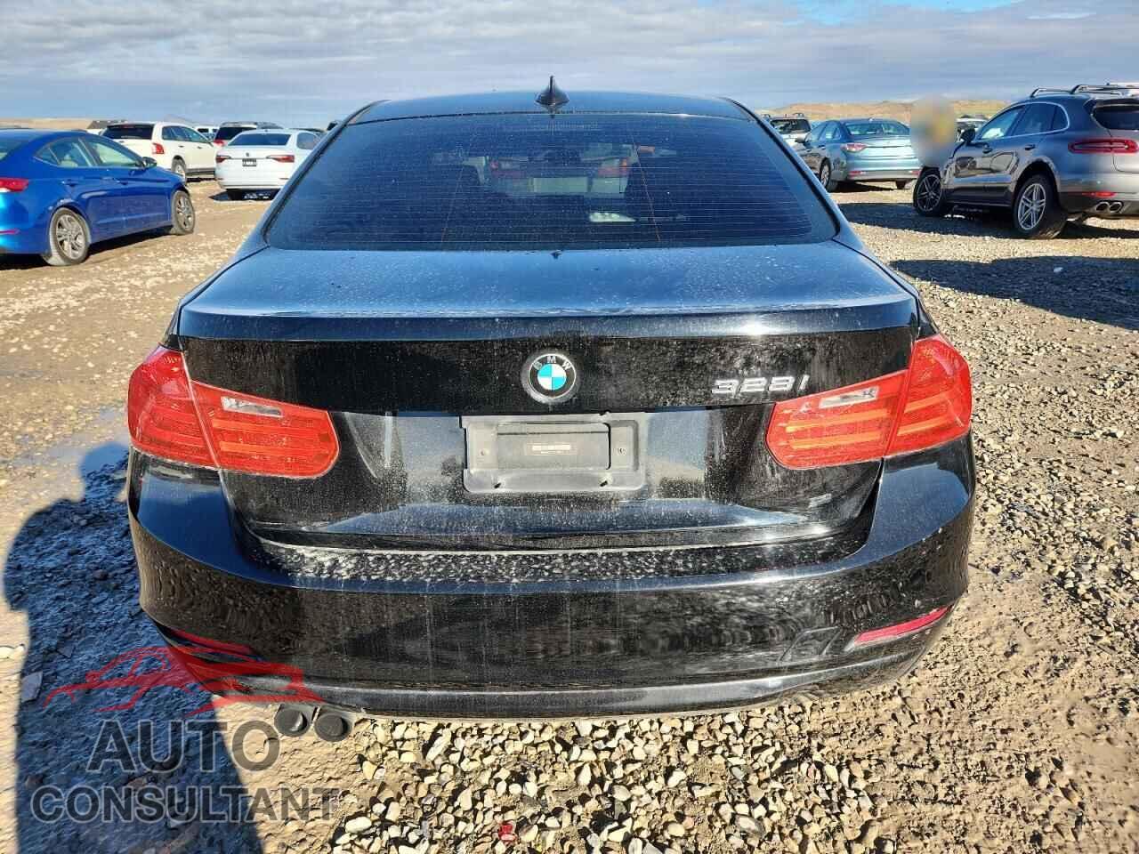 BMW 3 SERIES 2012 - WBA3A5C57CF345927