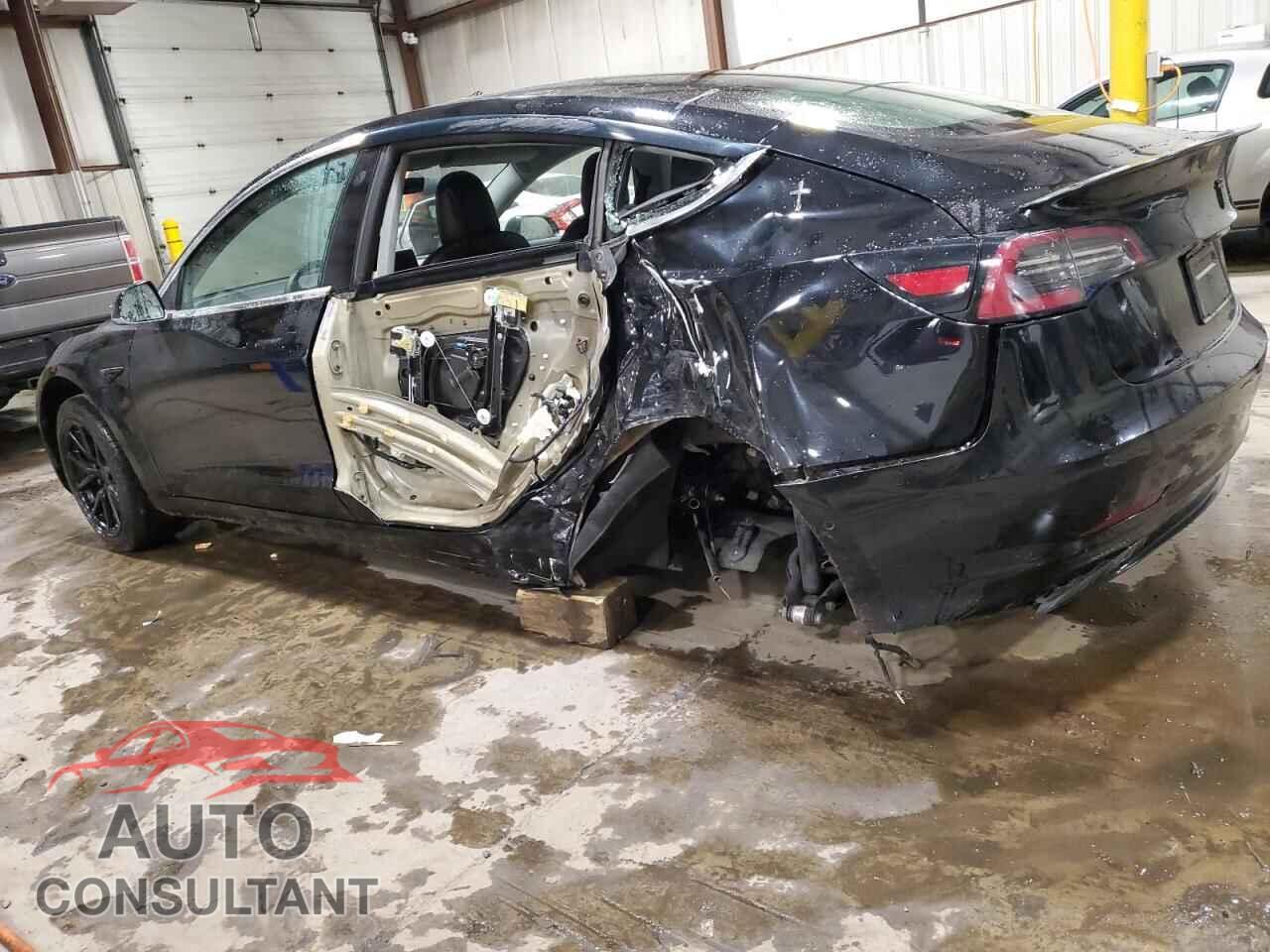 TESLA MODEL 3 2019 - 5YJ3E1EA6KF410568