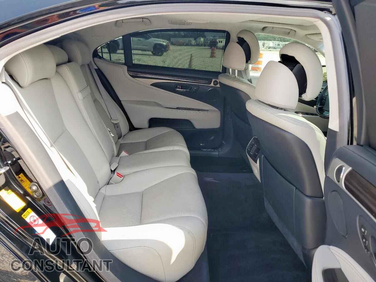 LEXUS LS460 2014 - JTHGL1EF9E5052020