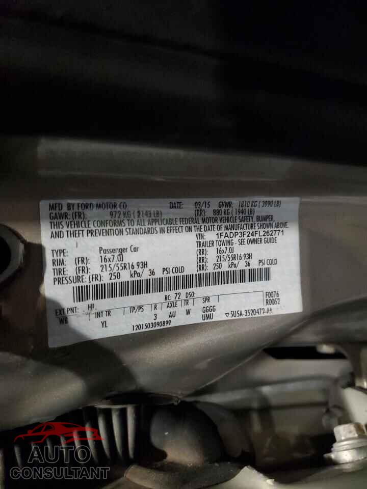 FORD FOCUS 2015 - 1FADP3F24FL262771