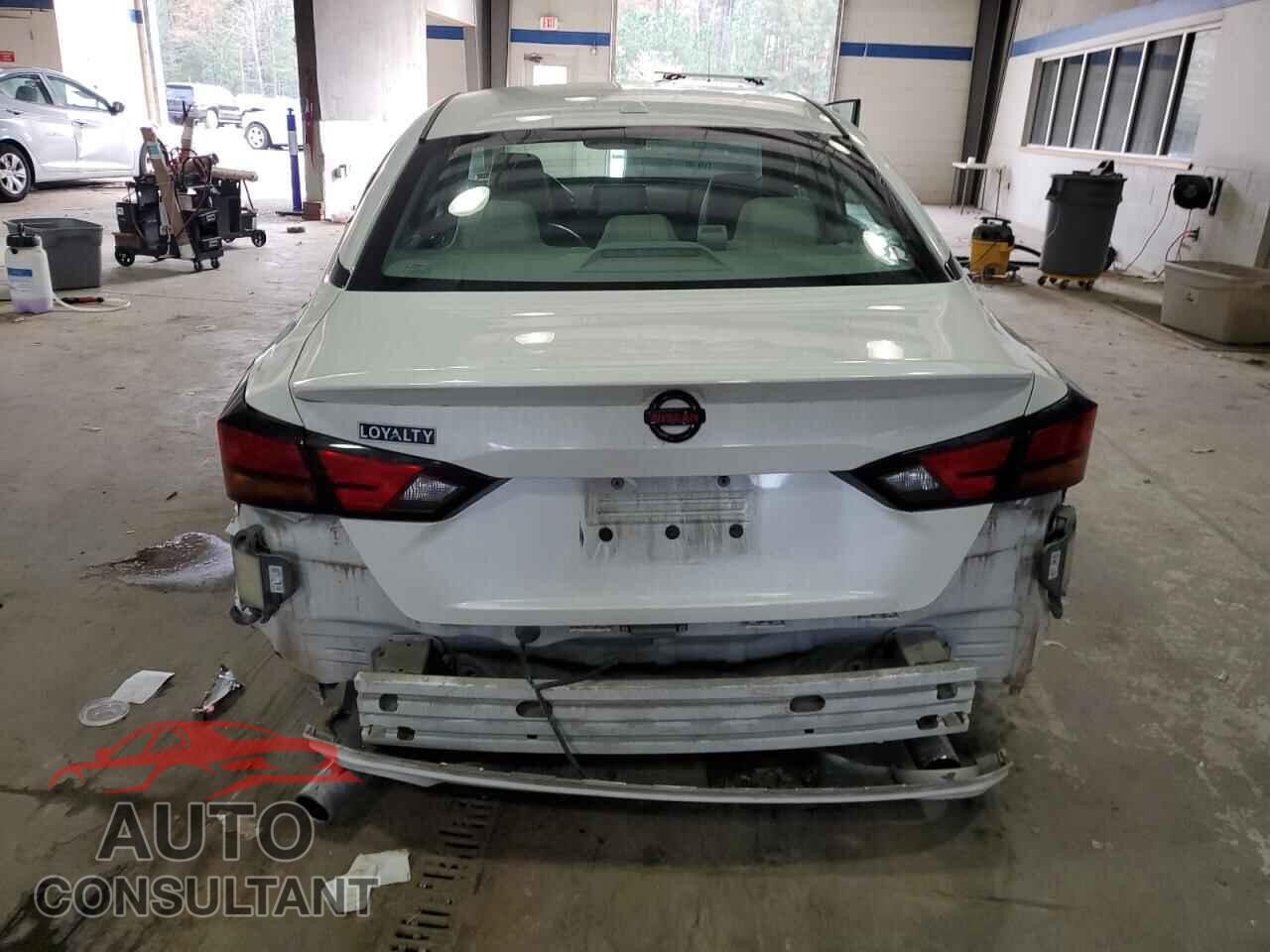 NISSAN ALTIMA 2019 - 1N4BL4EV2KC101155