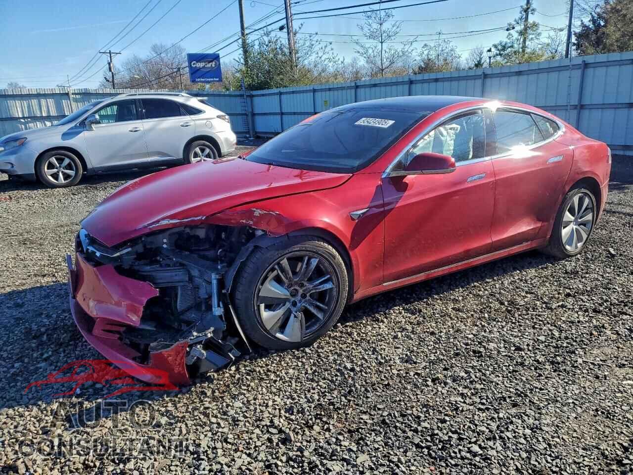 TESLA MODEL S 2021 - 5YJSA1E24MF424780