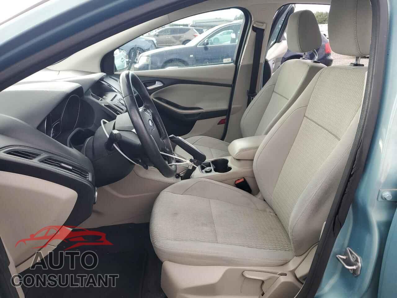FORD FOCUS 2012 - 1FAHP3H23CL268099