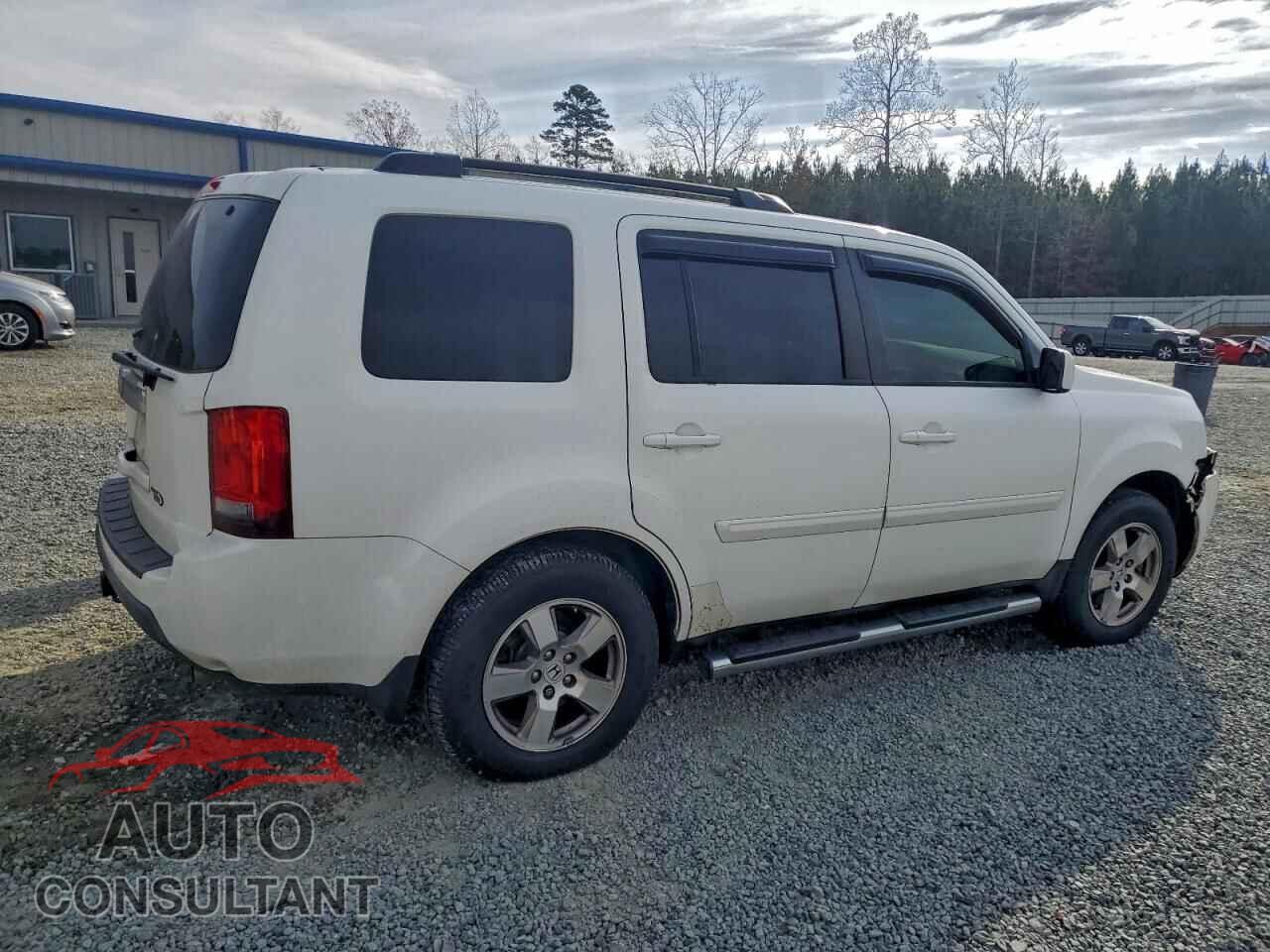 HONDA PILOT 2011 - 5FNYF3H43BB025182