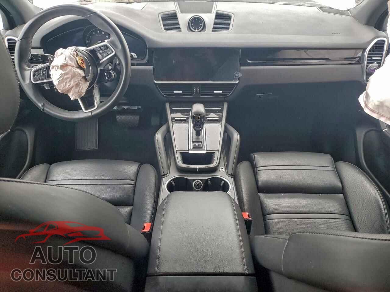 PORSCHE CAYENNE 2020 - WP1AE2AYXLDA22380