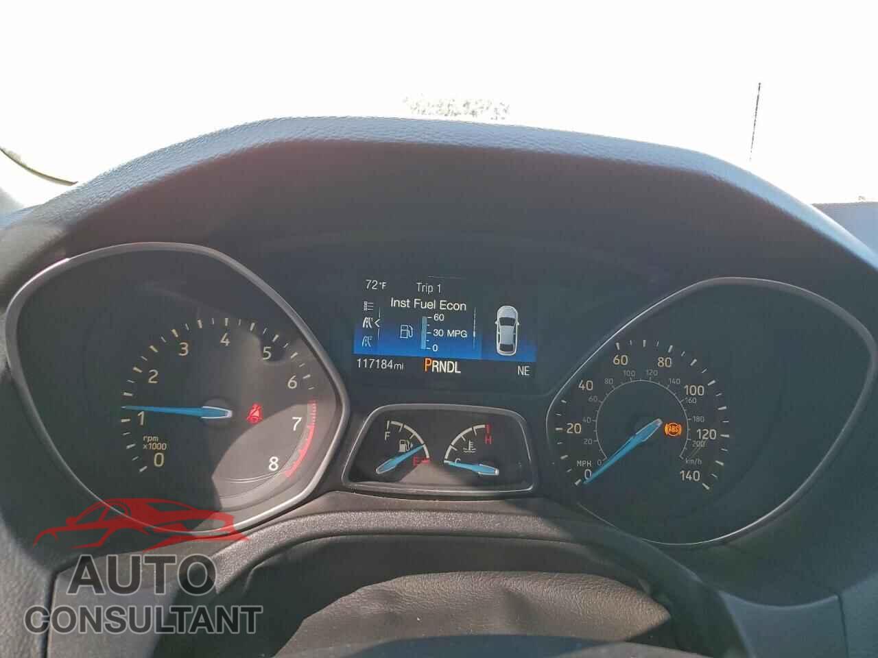 FORD FOCUS 2017 - 1FADP3F23HL332036