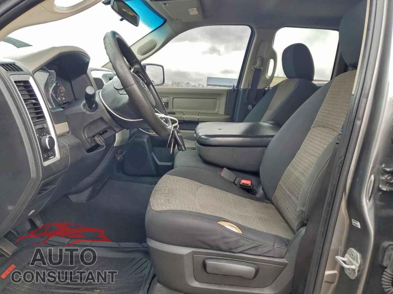 DODGE RAM 1500 2012 - 1C6RD7GP5CS233671