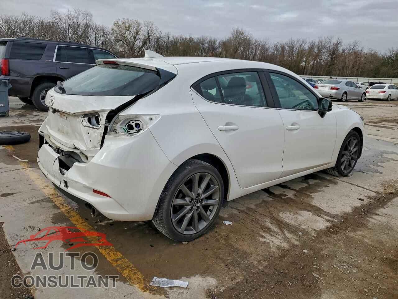 MAZDA 3 2018 - 3MZBN1M32JM224841