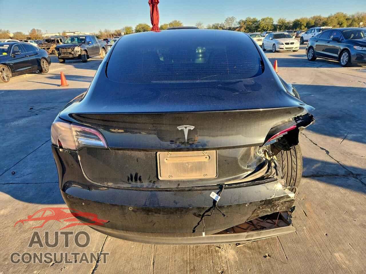 TESLA MODEL 3 2021 - 5YJ3E1EA9MF850769