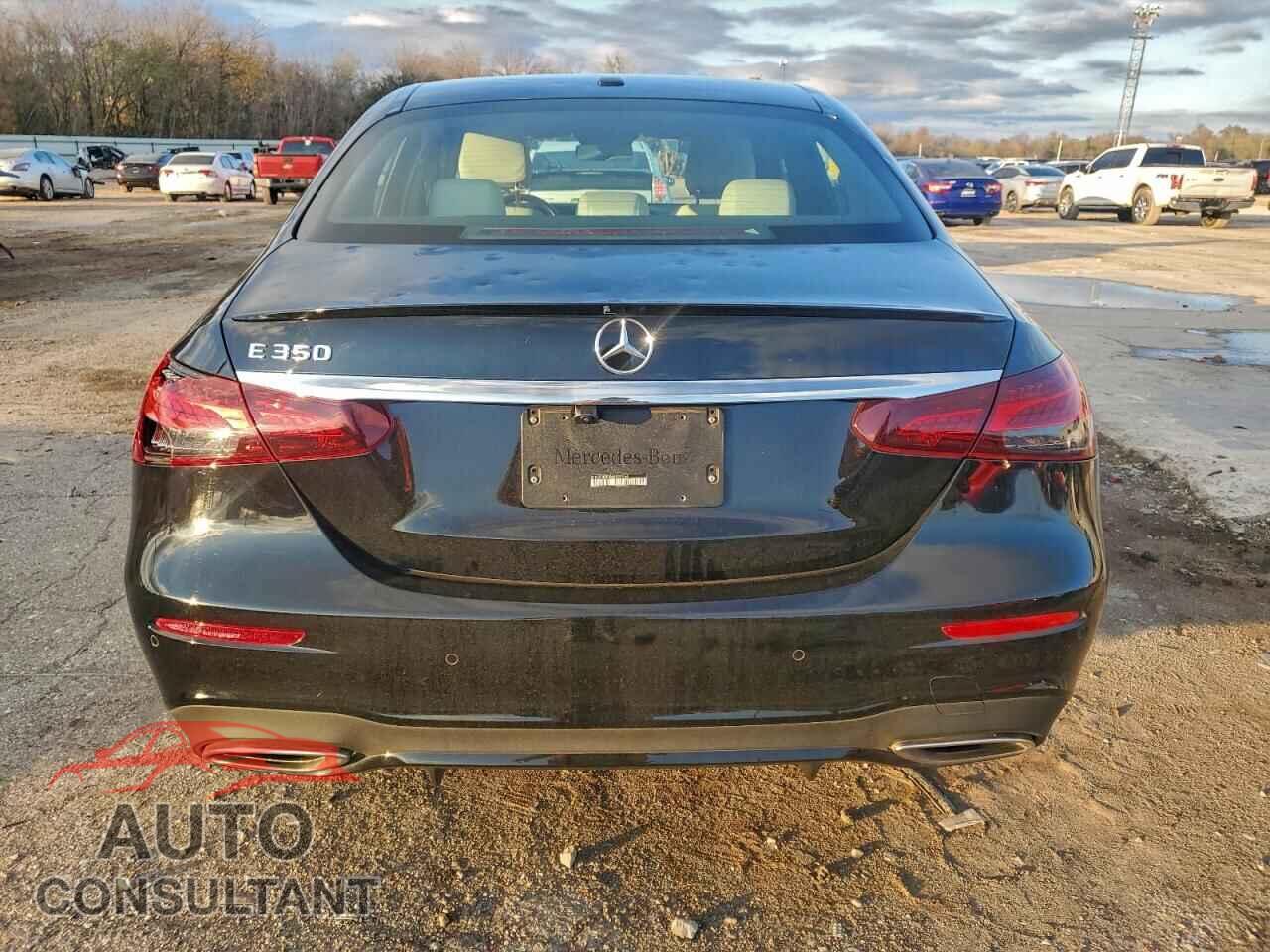MERCEDES-BENZ E-CLASS 2021 - W1KZF8DBXMA892554