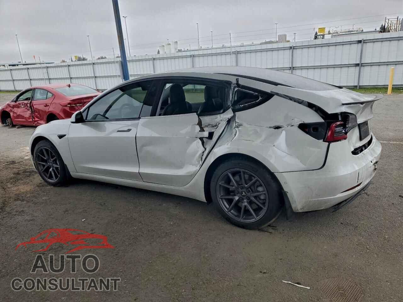 TESLA MODEL 3 2021 - 5YJ3E1EA3MF872220