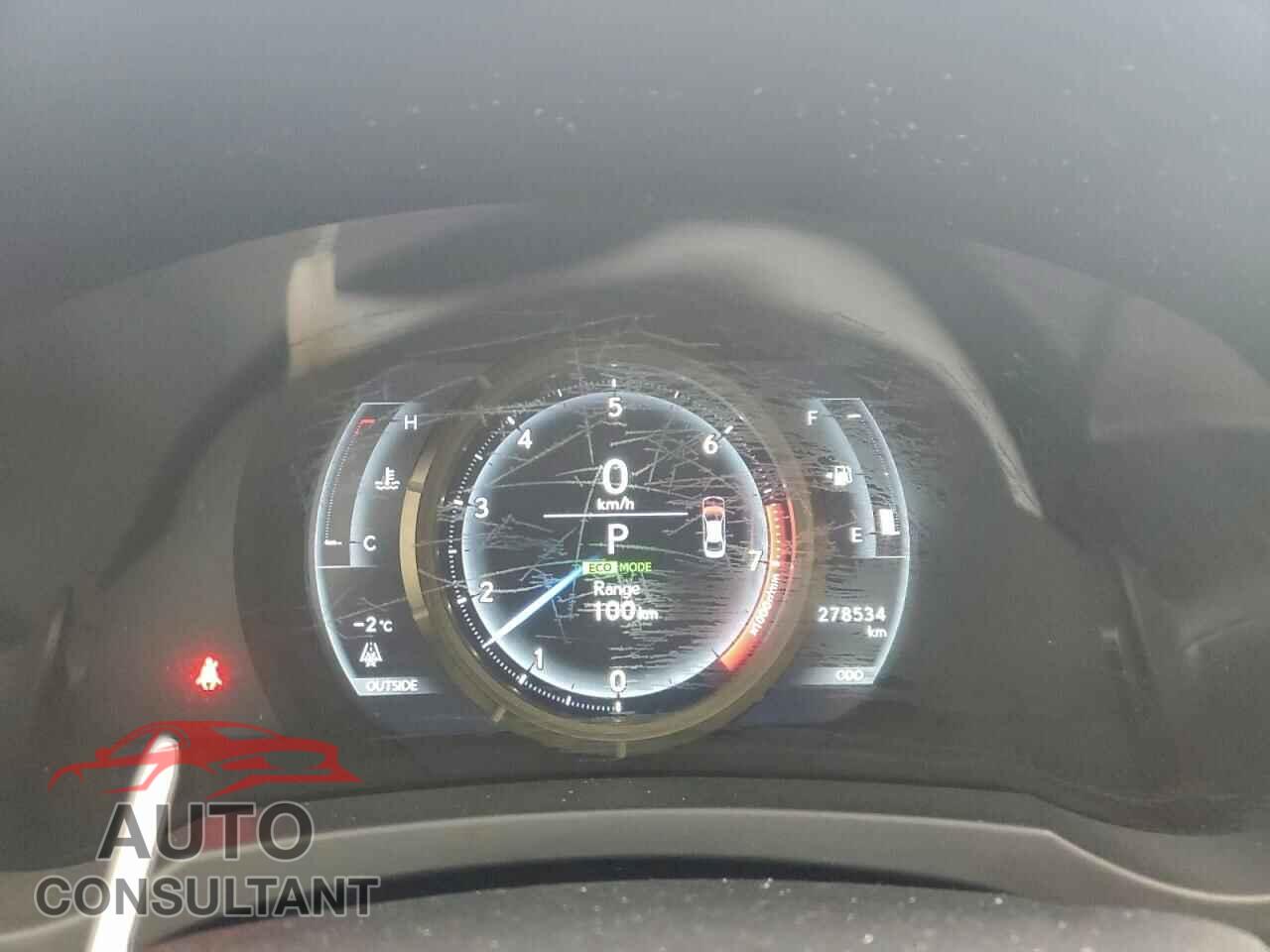 LEXUS IS 2014 - JTHCE1D25E5002013