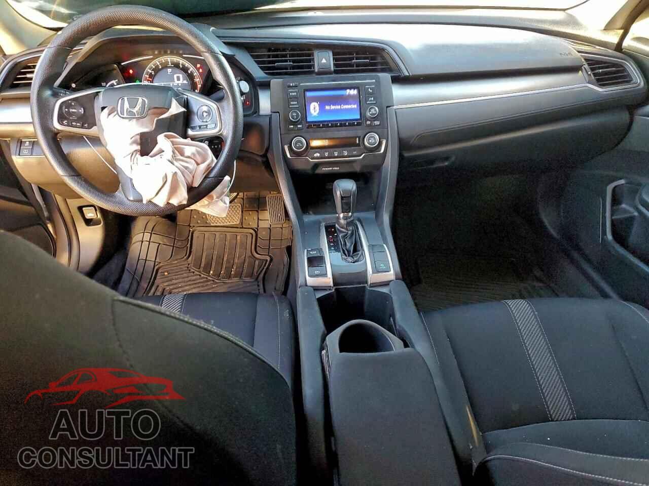 HONDA CIVIC 2018 - 2HGFC2F58JH584792