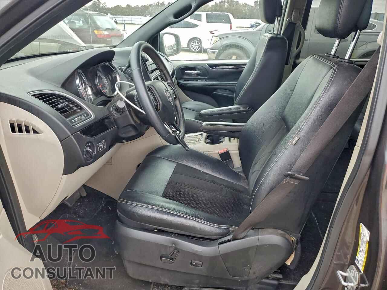 DODGE CARAVAN 2015 - 2C4RDGCG8FR652005