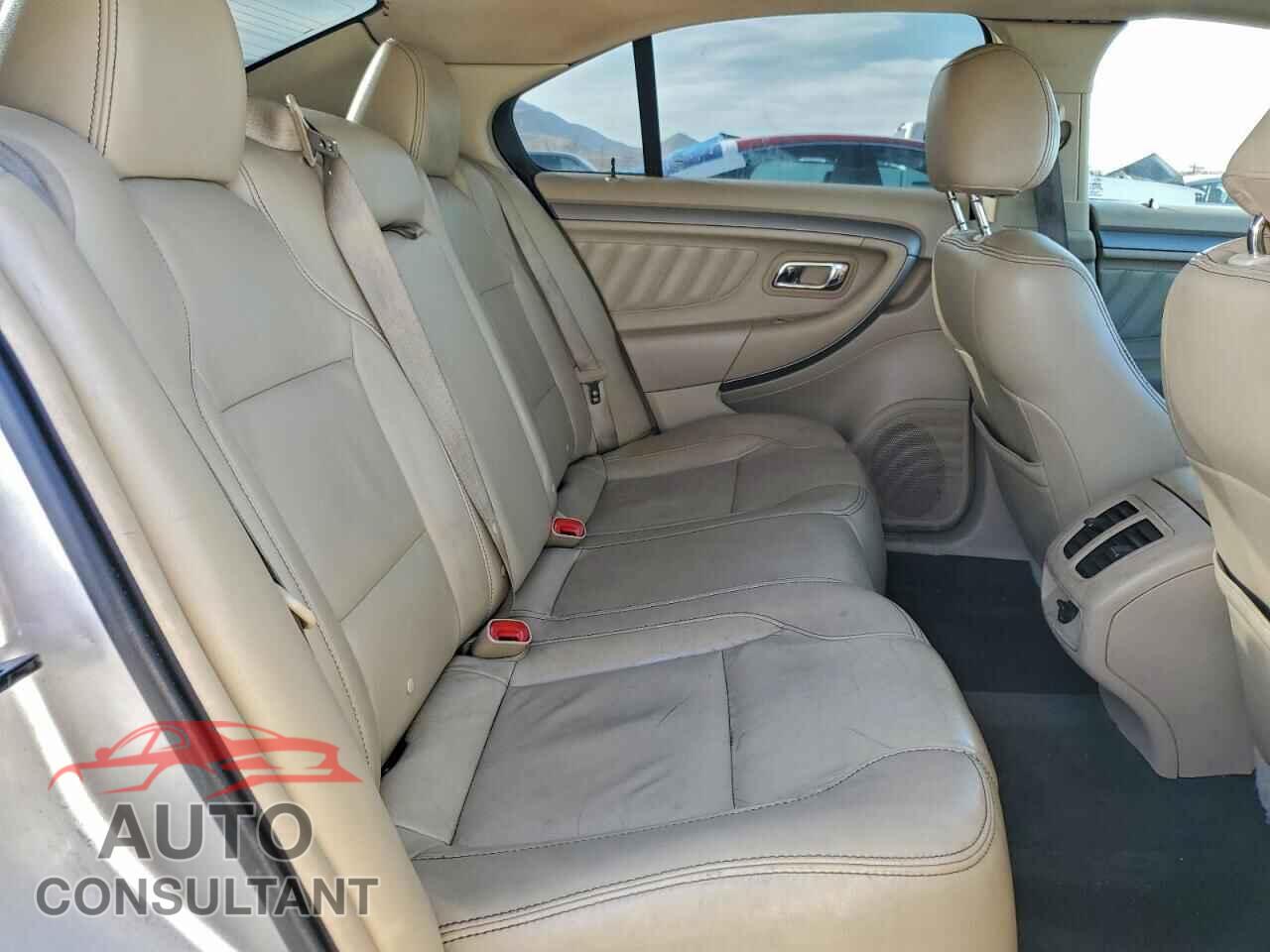 FORD TAURUS 2013 - 1FAHP2E80DG229774