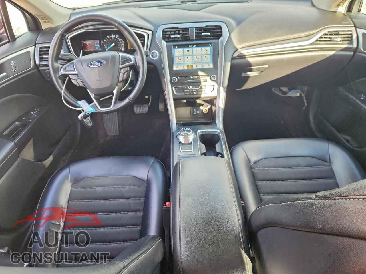 FORD FUSION 2017 - 3FA6P0H73HR339893