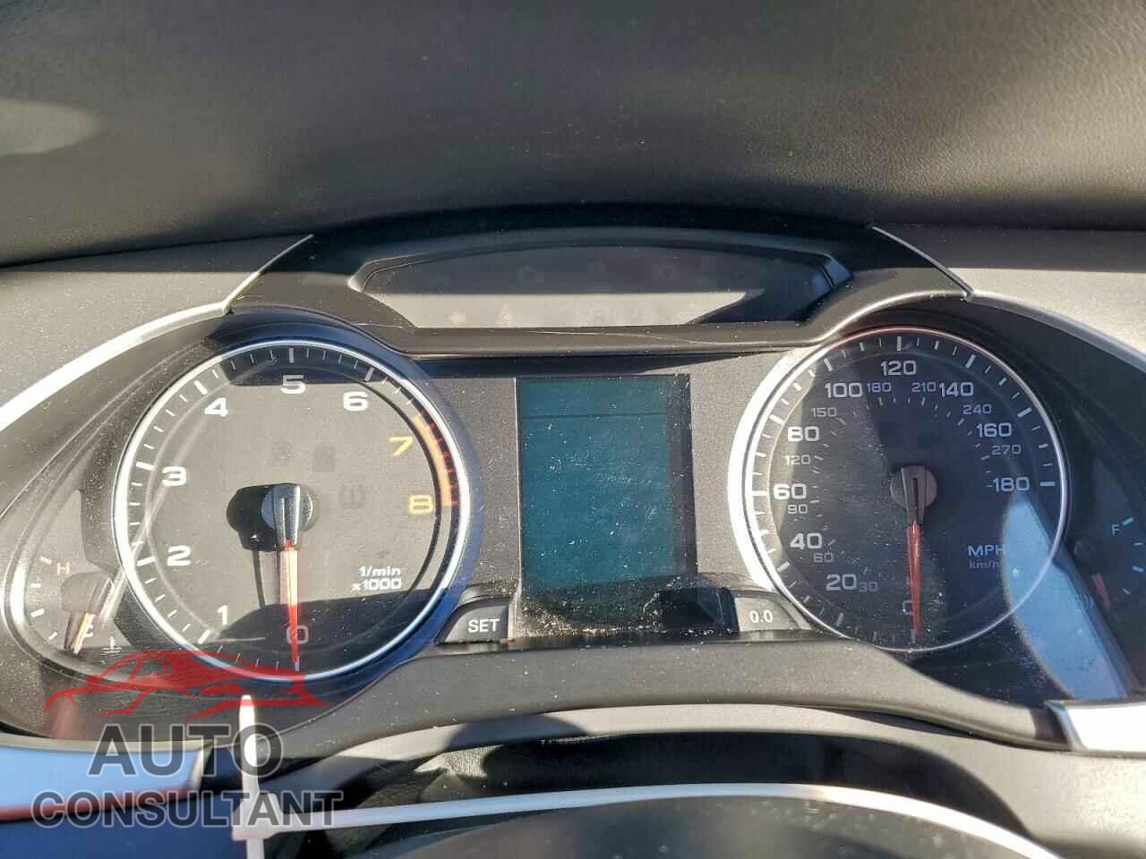 AUDI A4 2011 - WAUBFAFL2BN006898