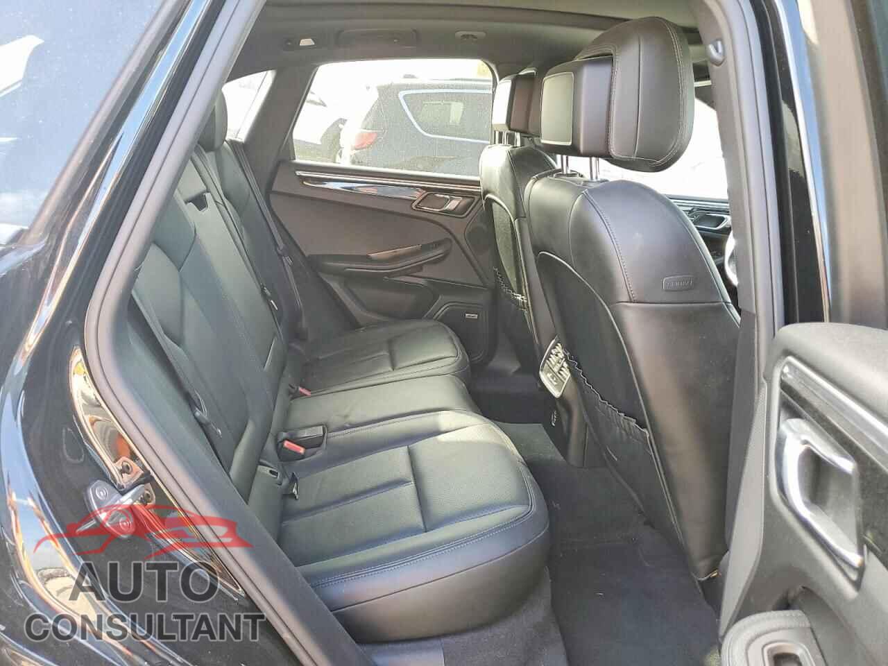 PORSCHE MACAN 2018 - WP1AA2A53JLB18436