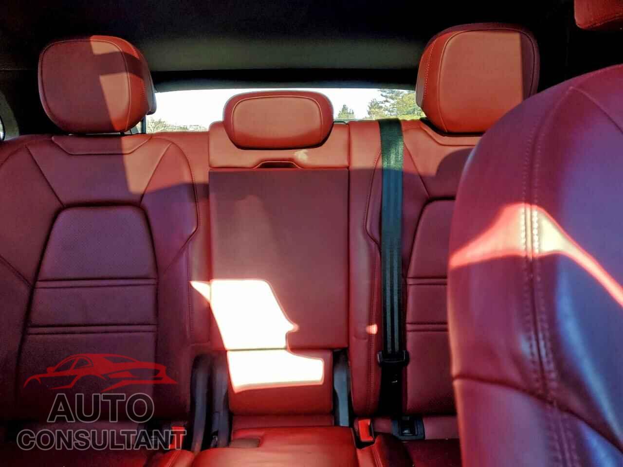 PORSCHE CAYENNE 2021 - WP1AA2AY8MDA07664