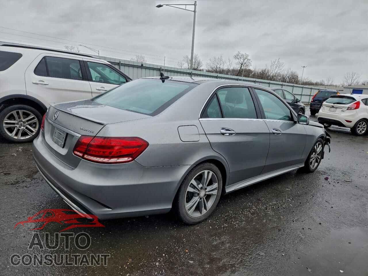 MERCEDES-BENZ E-CLASS 2015 - WDDHF9HB2FB151100