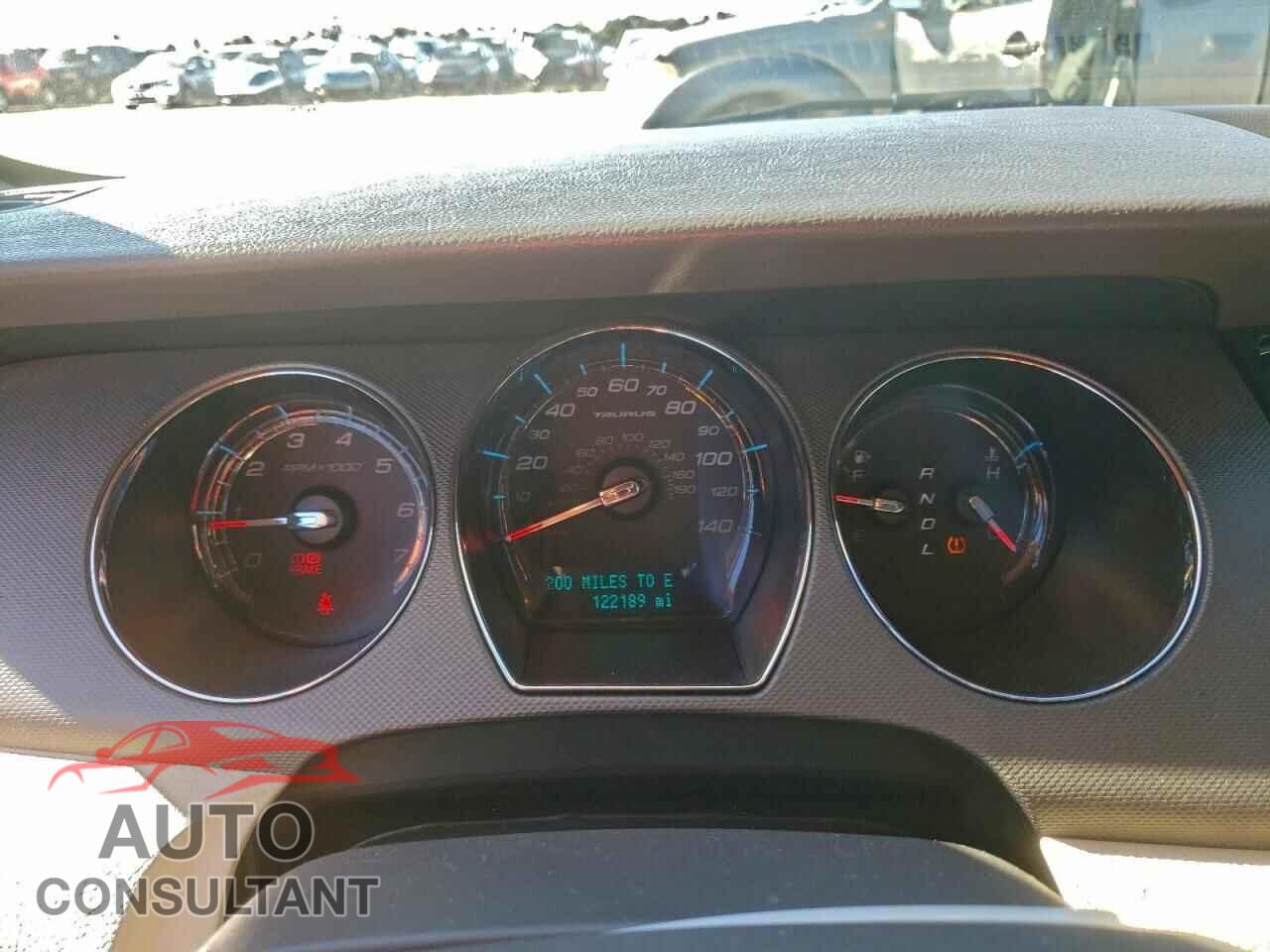 FORD TAURUS 2011 - 1FAHP2DW4BG123583