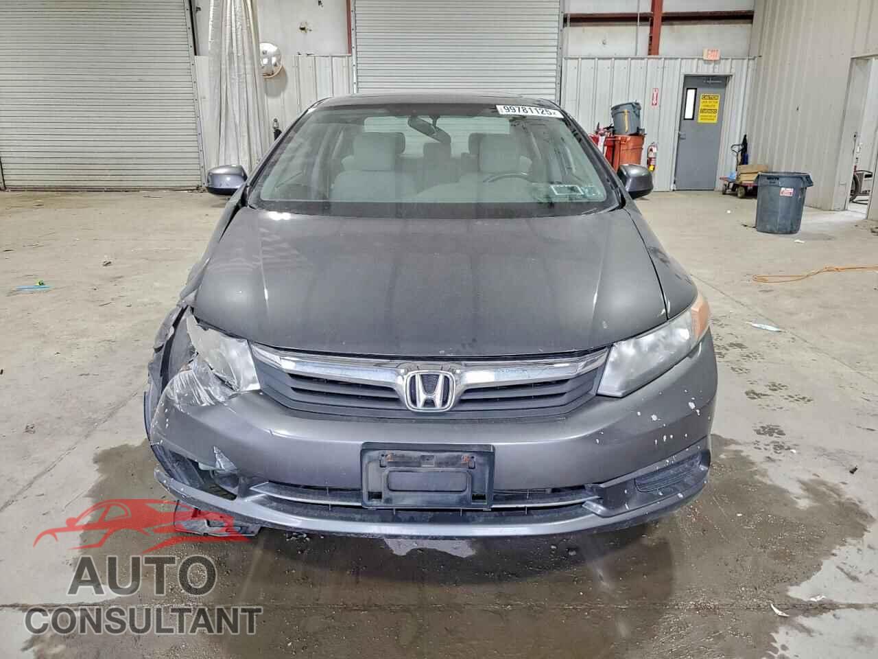 HONDA CIVIC 2012 - 2HGFB2F83CH553613