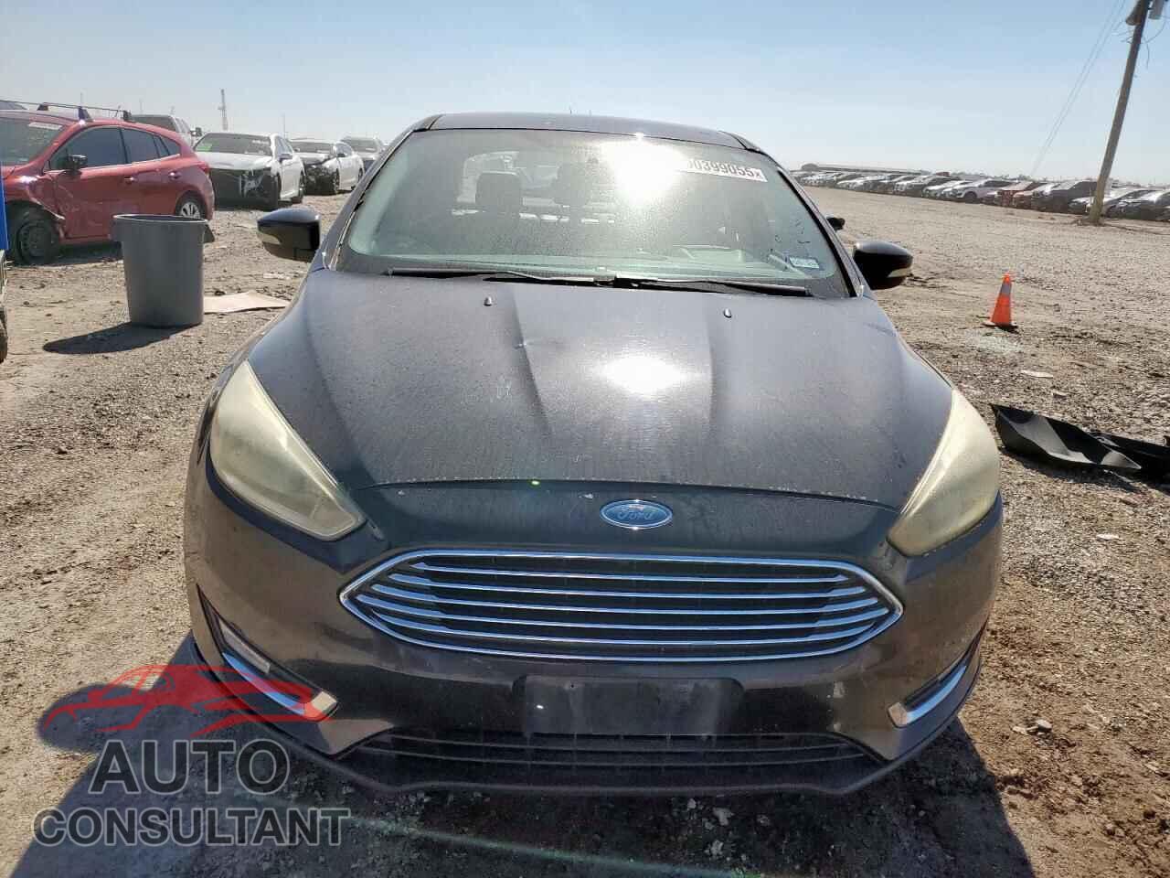 FORD FOCUS 2015 - 1FADP3J26FL261127