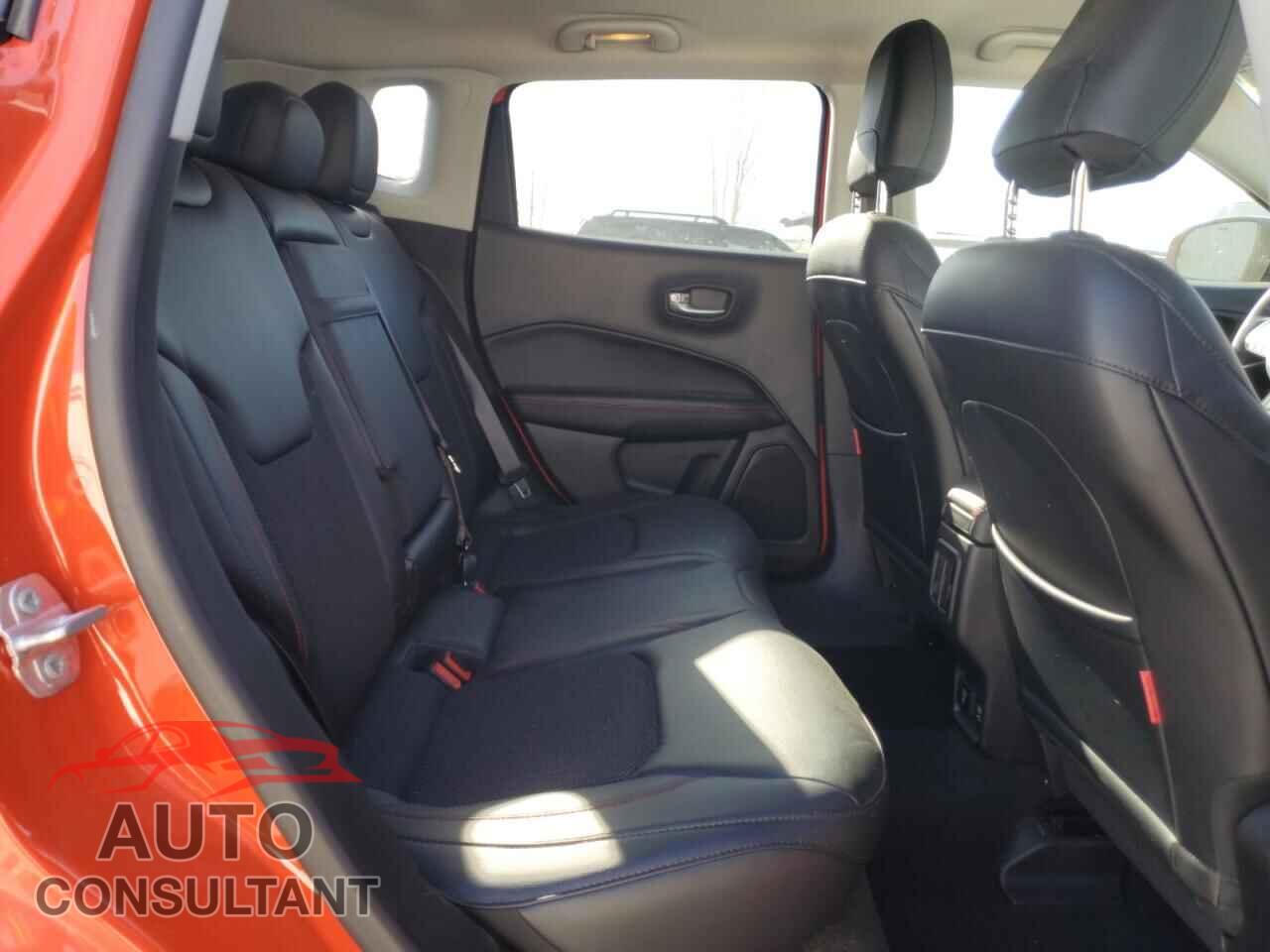 JEEP COMPASS 2017 - 3C4NJDDB8HT673672
