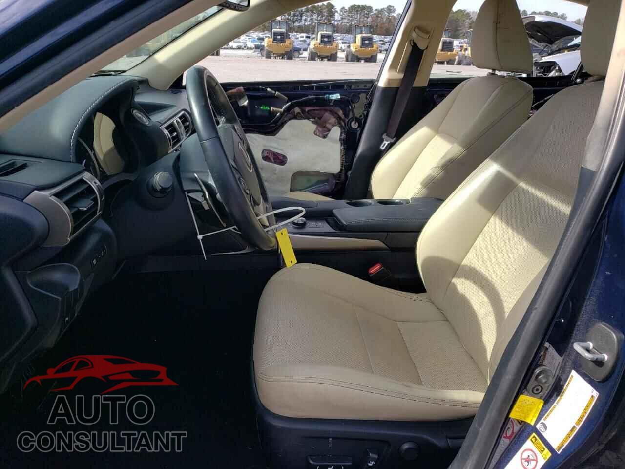 LEXUS IS 2015 - JTHBF1D28F5056495