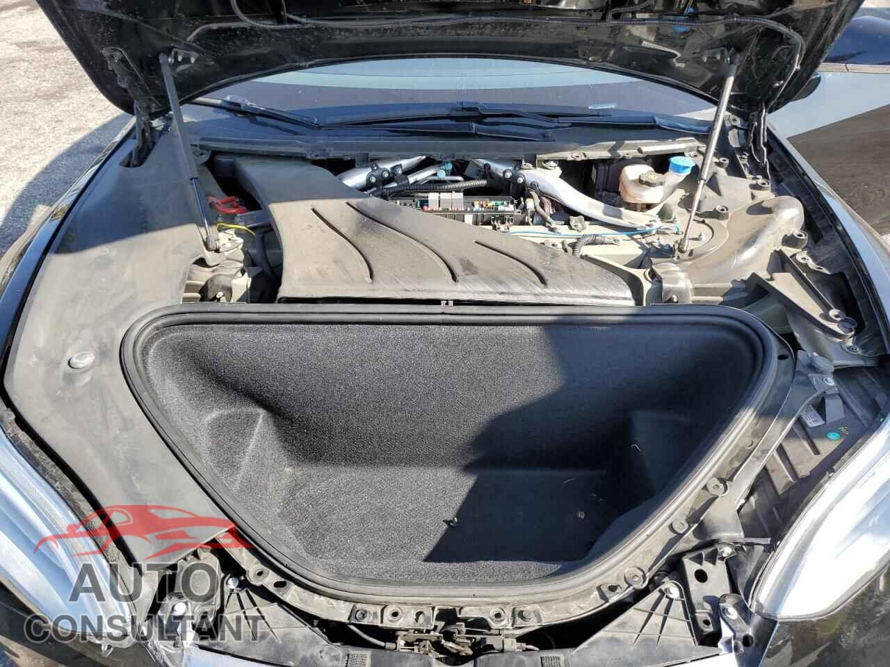 TESLA MODEL S 2018 - 5YJSA1E21JF289088