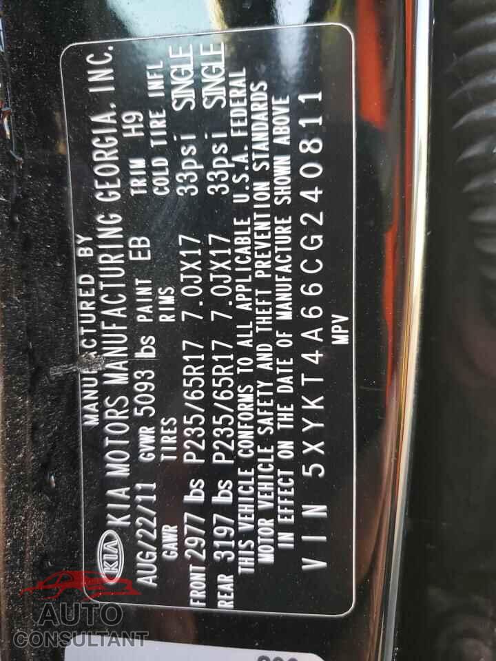 KIA SORENTO 2012 - 5XYKT4A66CG240811