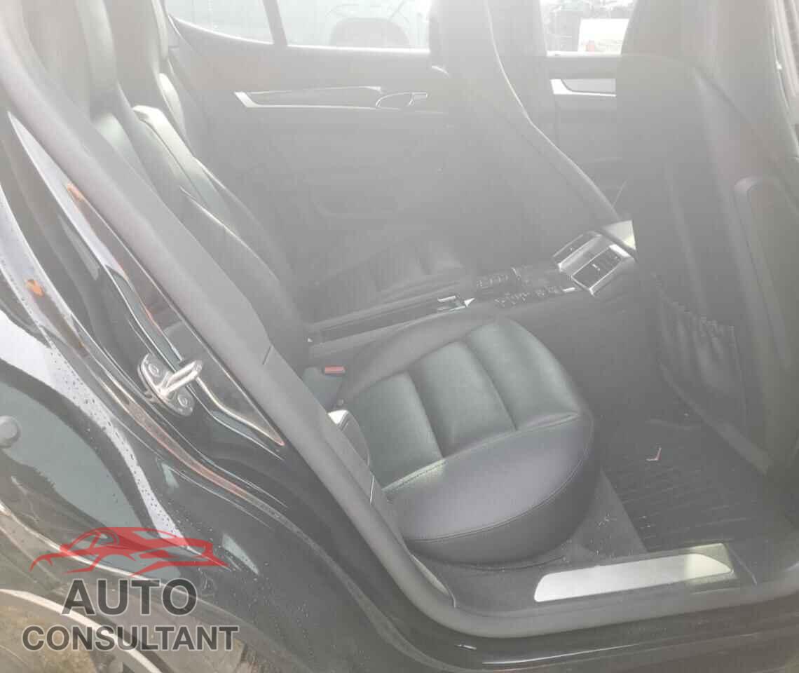 PORSCHE PANAMERA 2016 - WP0AD2A72GL040458
