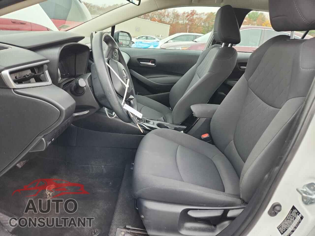 TOYOTA COROLLA 2021 - 5YFEPMAE2MP212901