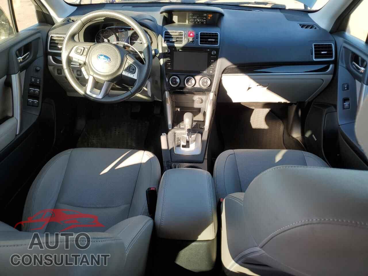 SUBARU FORESTER 2017 - JF2SJARC2HH562148