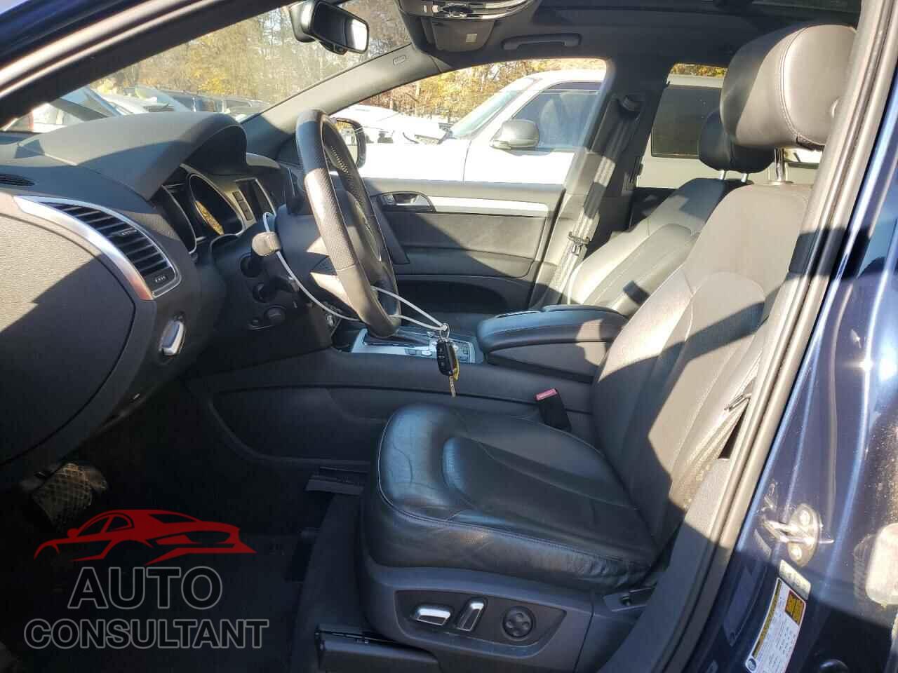 AUDI Q7 2013 - WA1DGAFEXDD007231