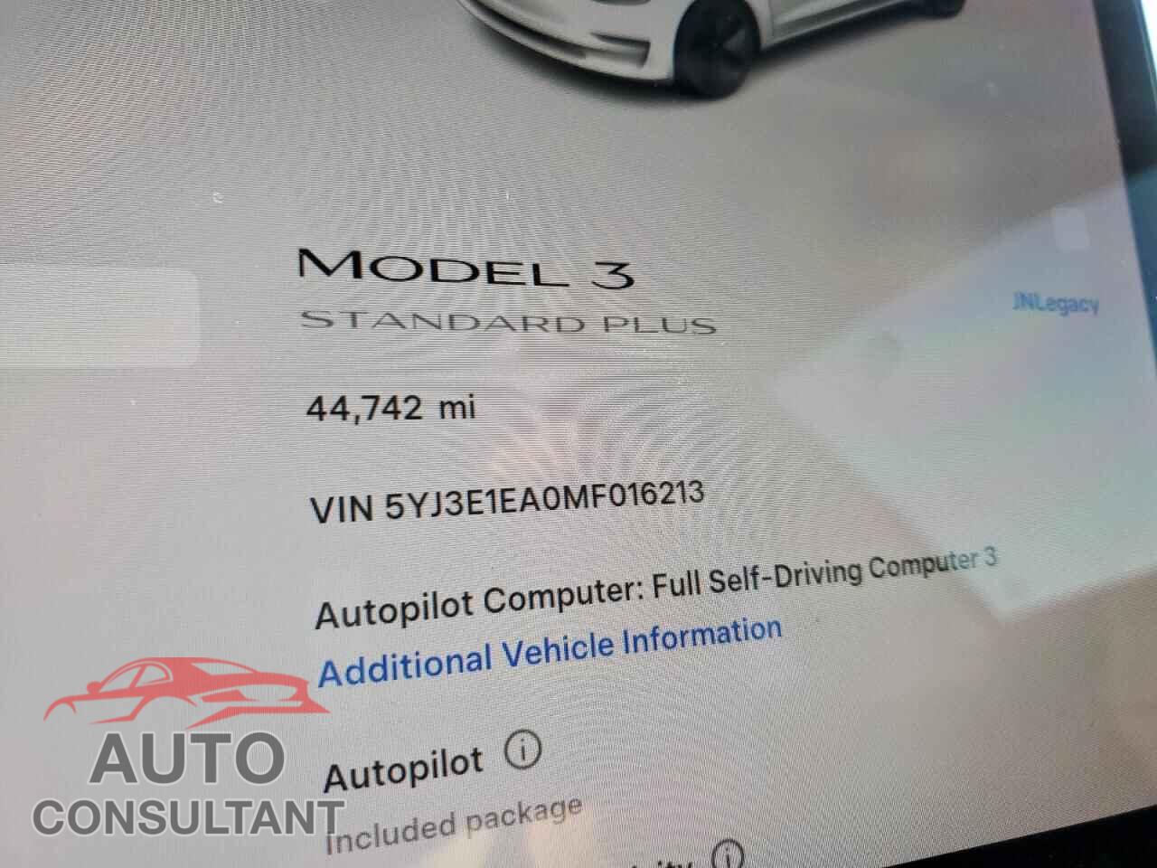 TESLA MODEL 3 2021 - 5YJ3E1EA0MF016213