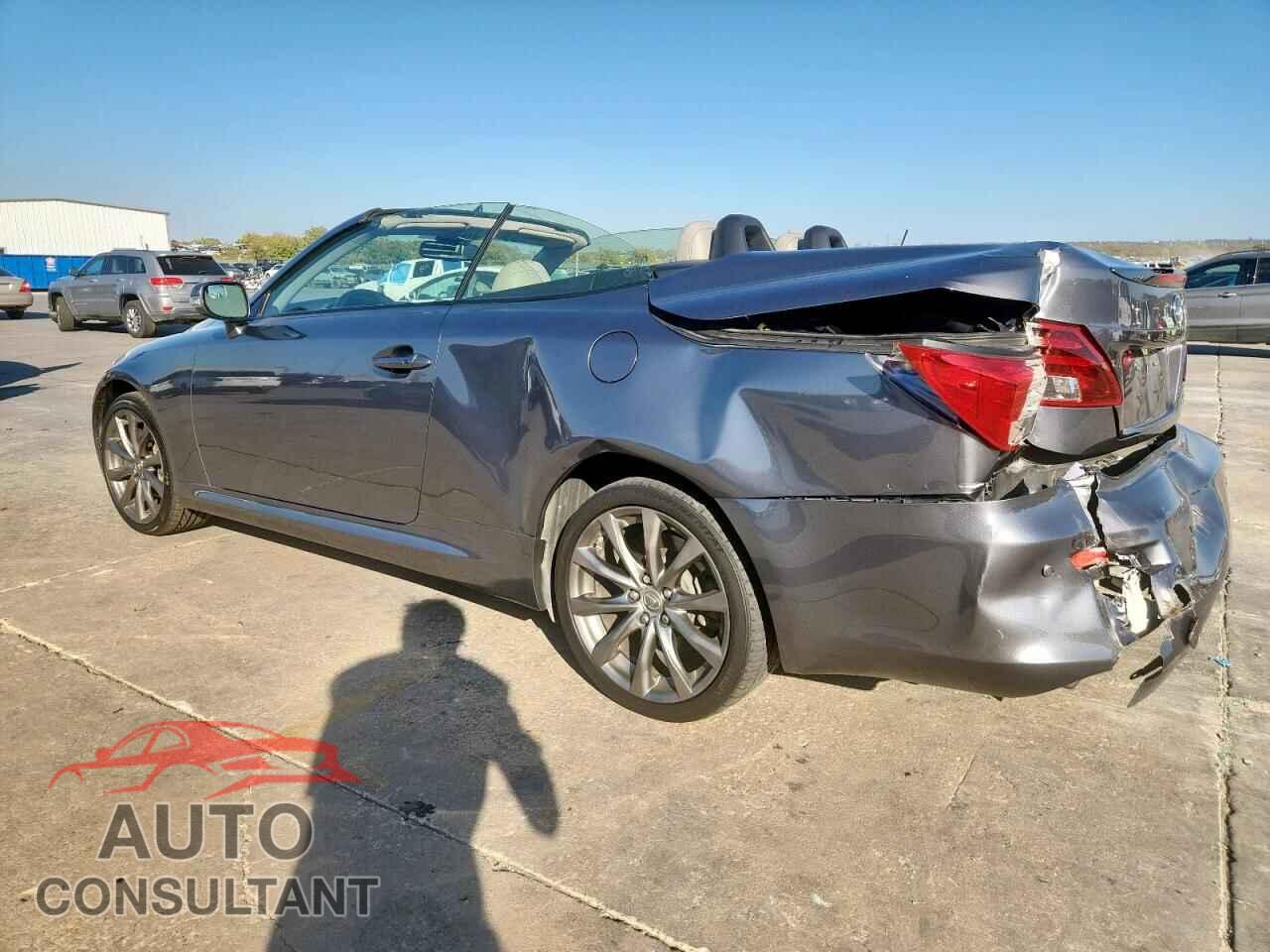 LEXUS IS 2014 - JTHFF2C24E2531617