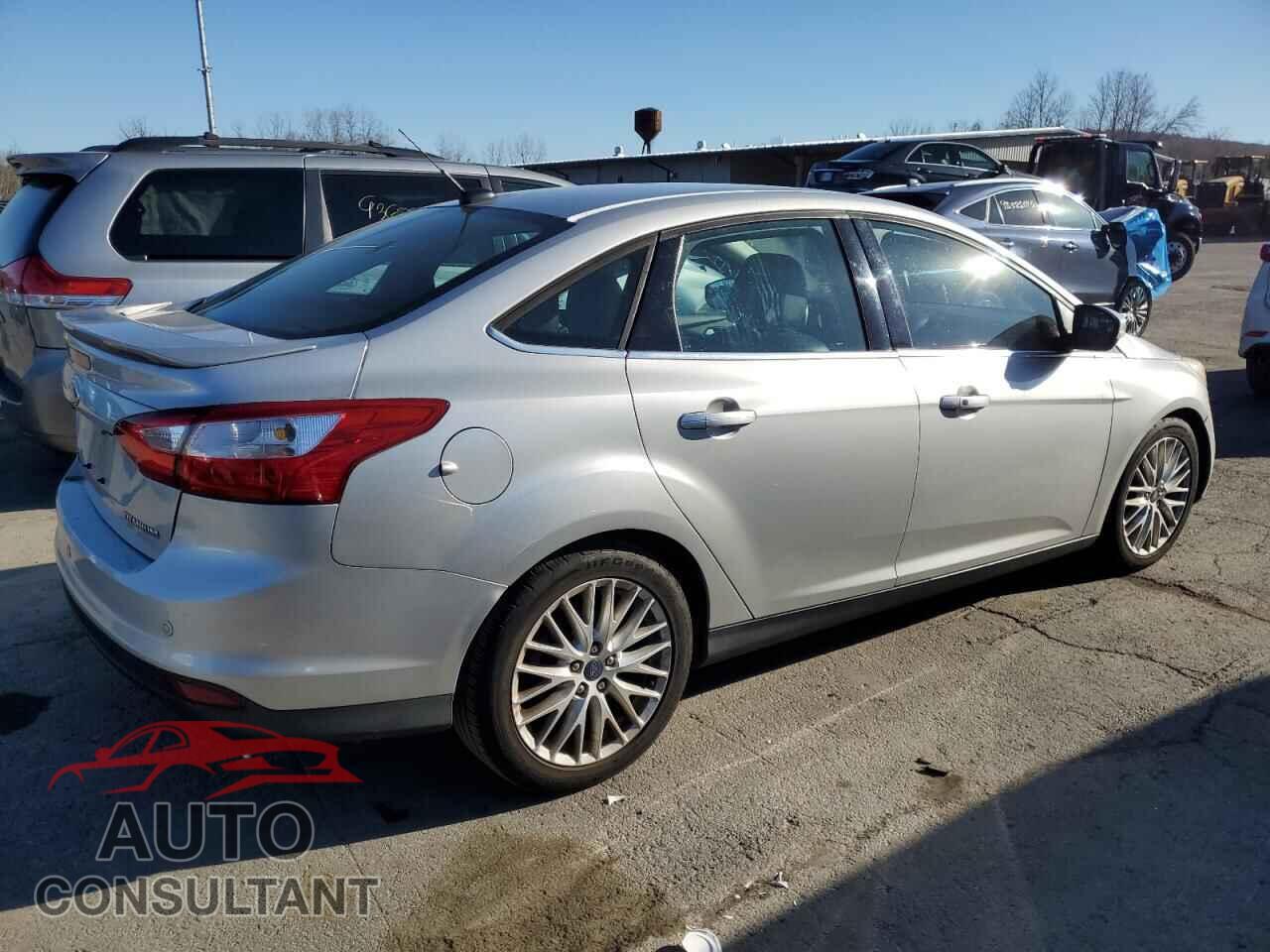 FORD FOCUS 2014 - 1FADP3J26EL232340