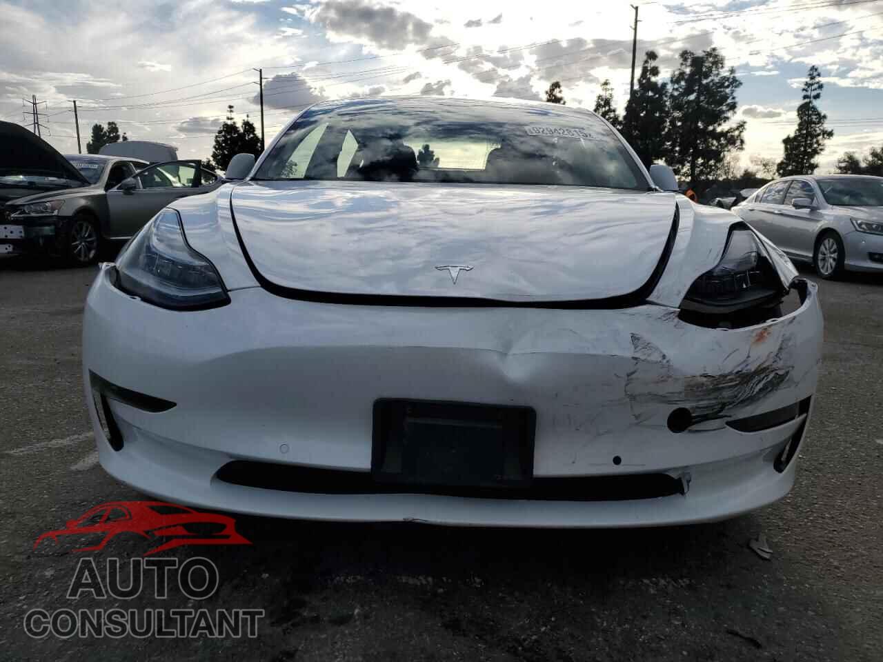 TESLA MODEL 3 2018 - 5YJ3E1EA0JF018426