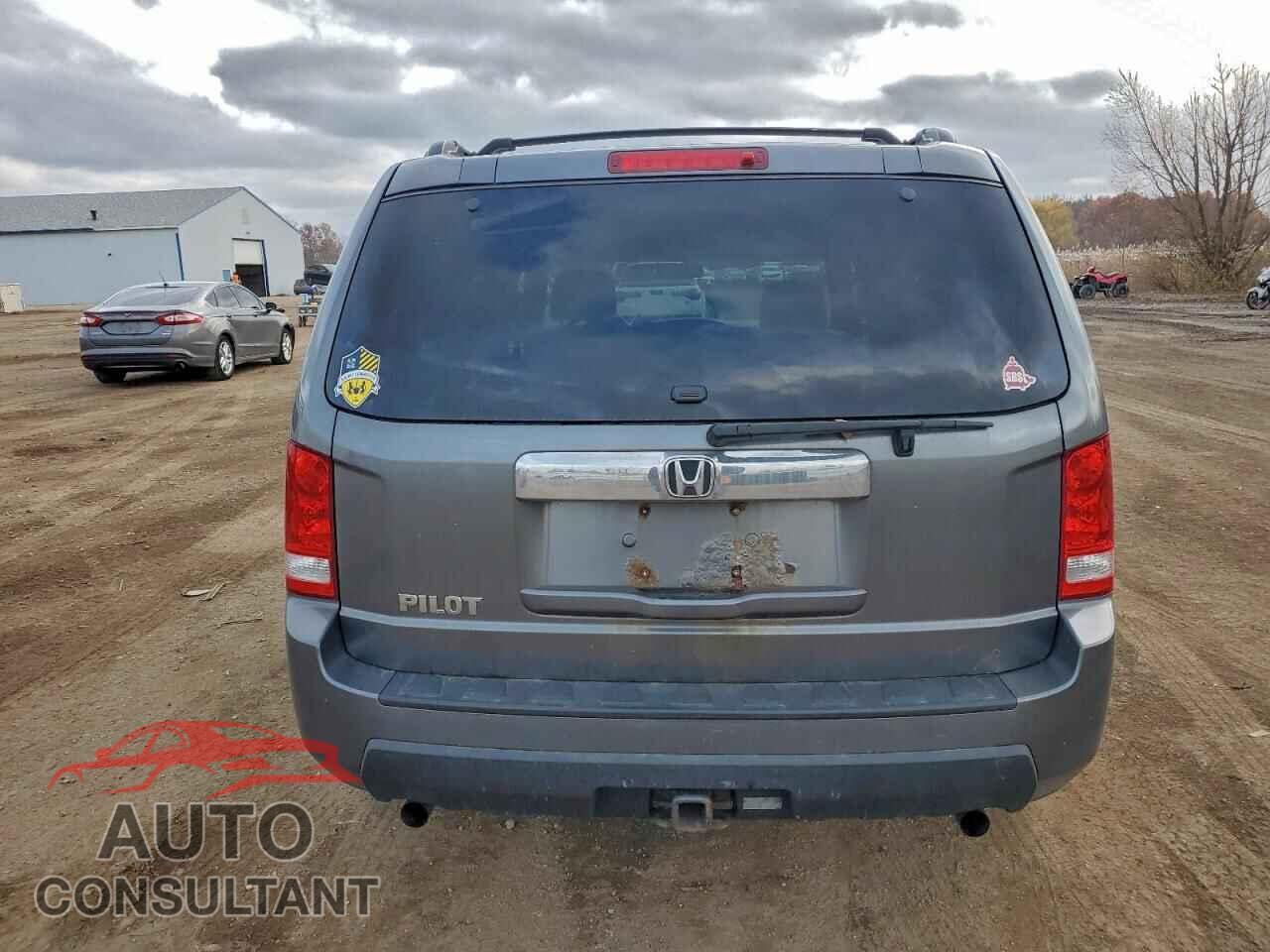 HONDA PILOT 2011 - 5FNYF3H20BB046828
