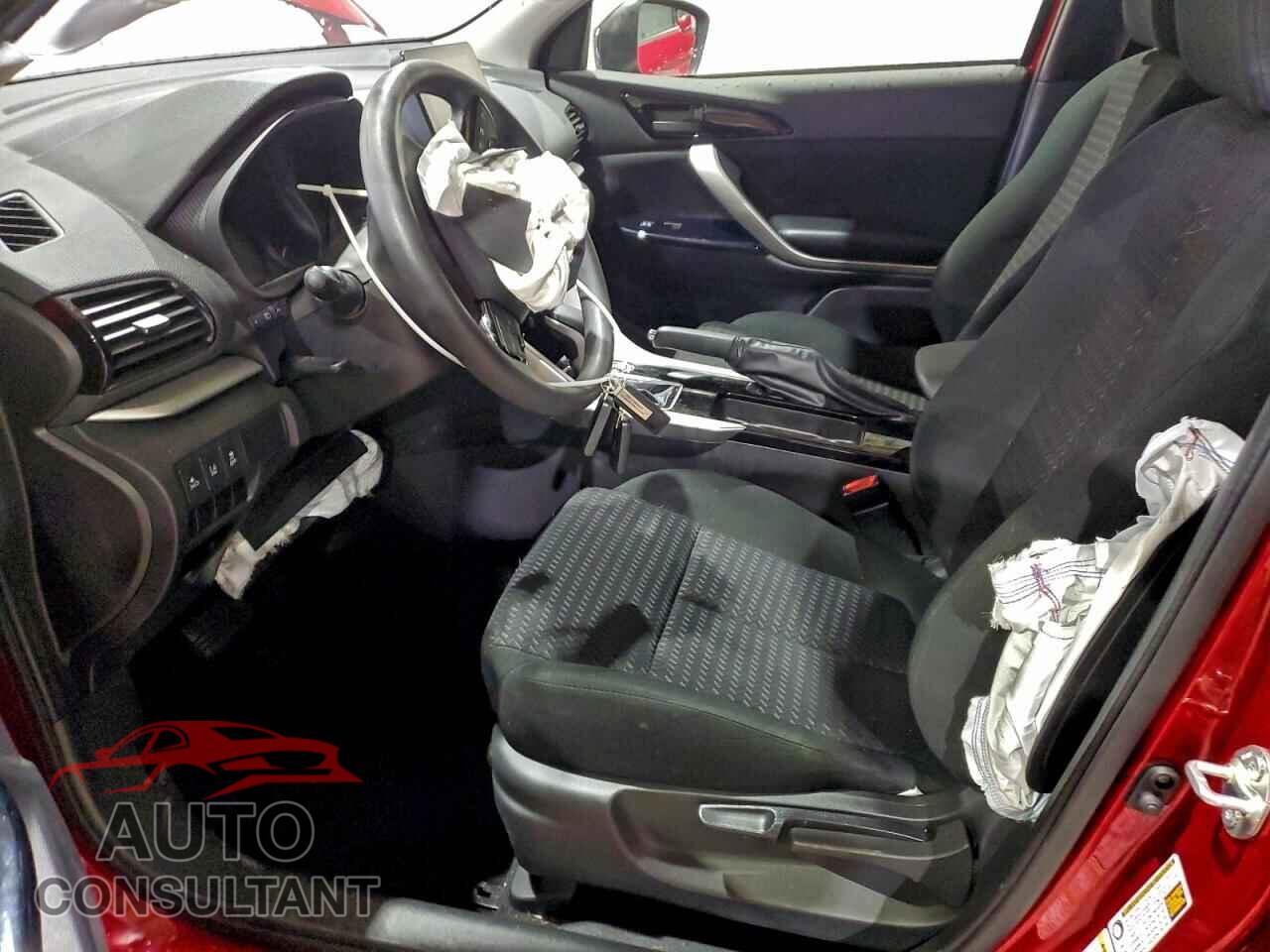 MITSUBISHI ECLIPSE 2024 - JA4ATVAA7RZ022855