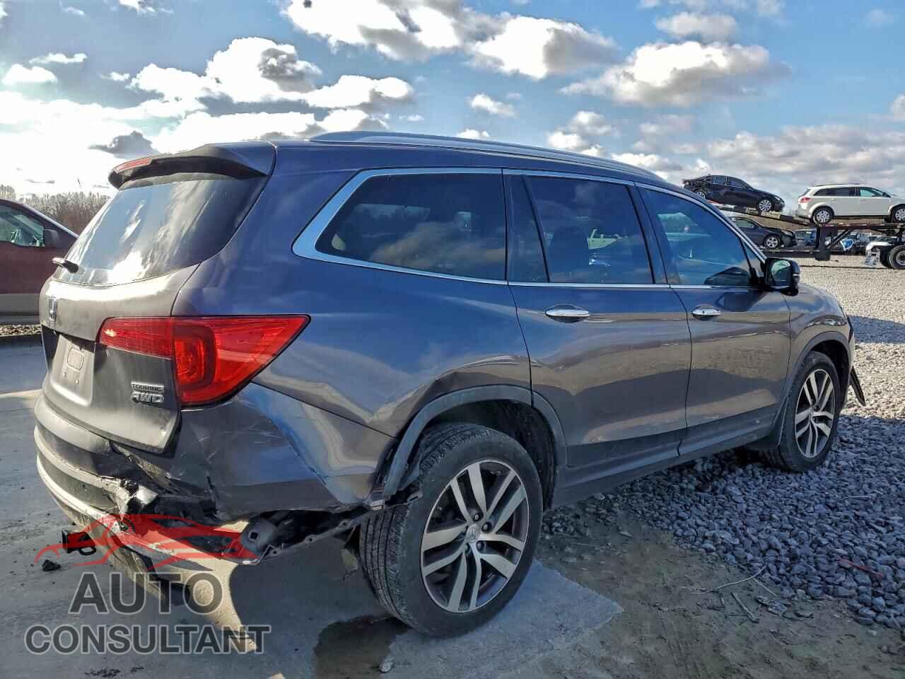 HONDA PILOT 2017 - 5FNYF6H95HB046962