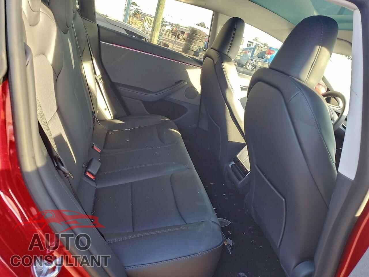 TESLA MODEL 3 2025 - 5YJ3E1EA7SF997010
