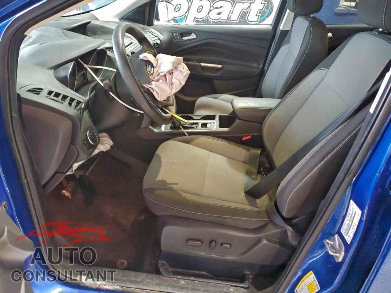FORD ESCAPE 2017 - 1FMCU9GD4HUB87399