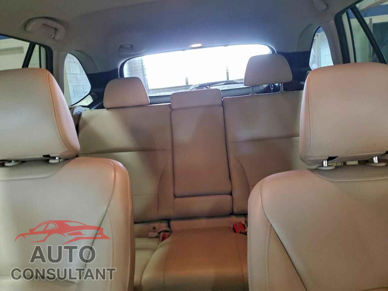 SUBARU OUTBACK 2017 - 4S4BSANC2H3293210